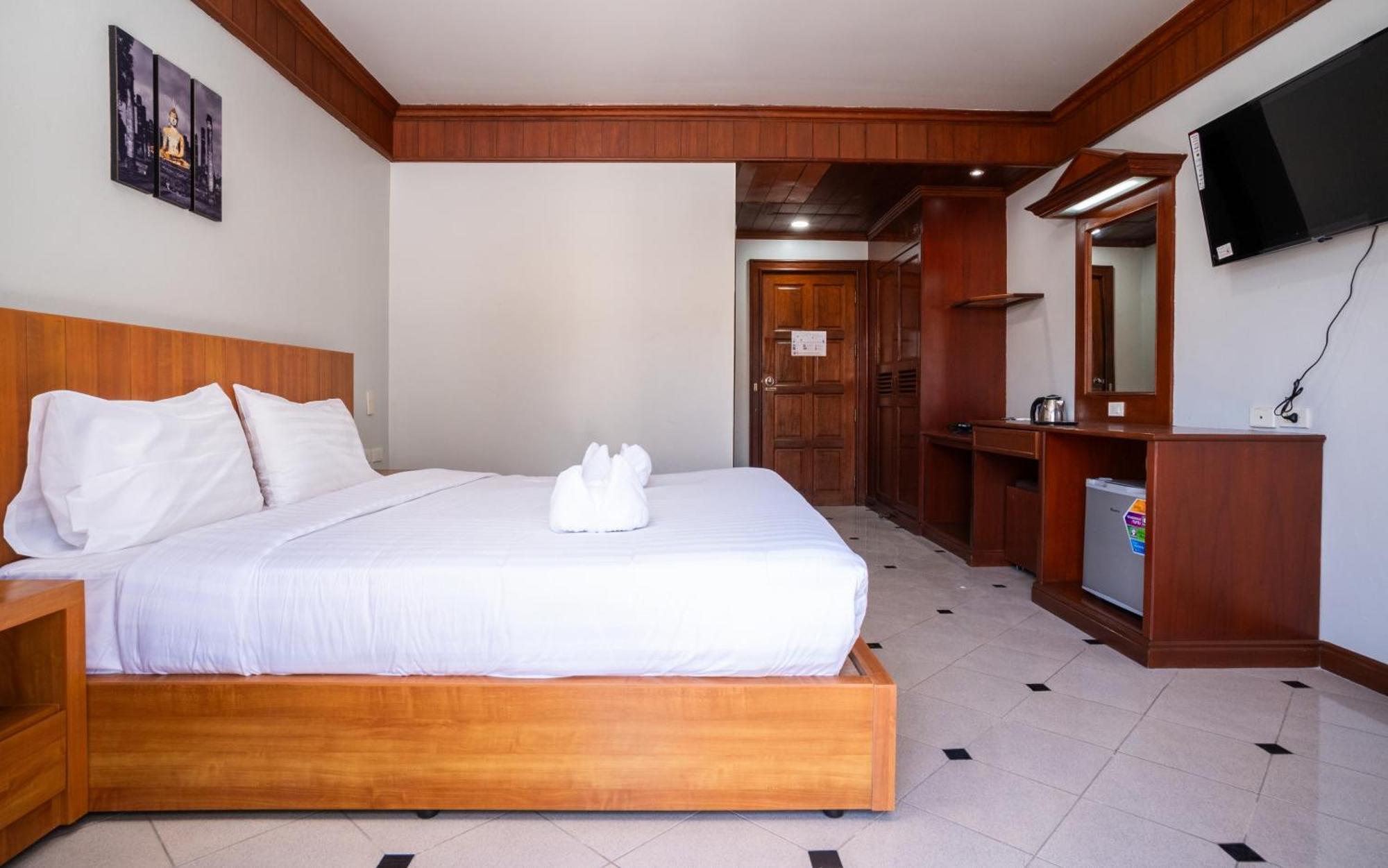 Gp House Phuket Patong Beach Luaran gambar